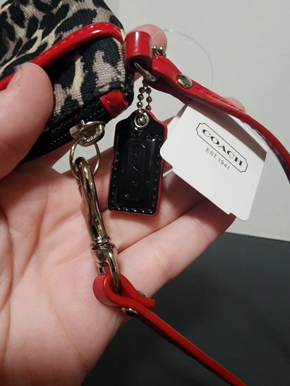 ✨️NWT✨️ Coach Park Ocelot Print Medium Turnlock Wristlet, 2013